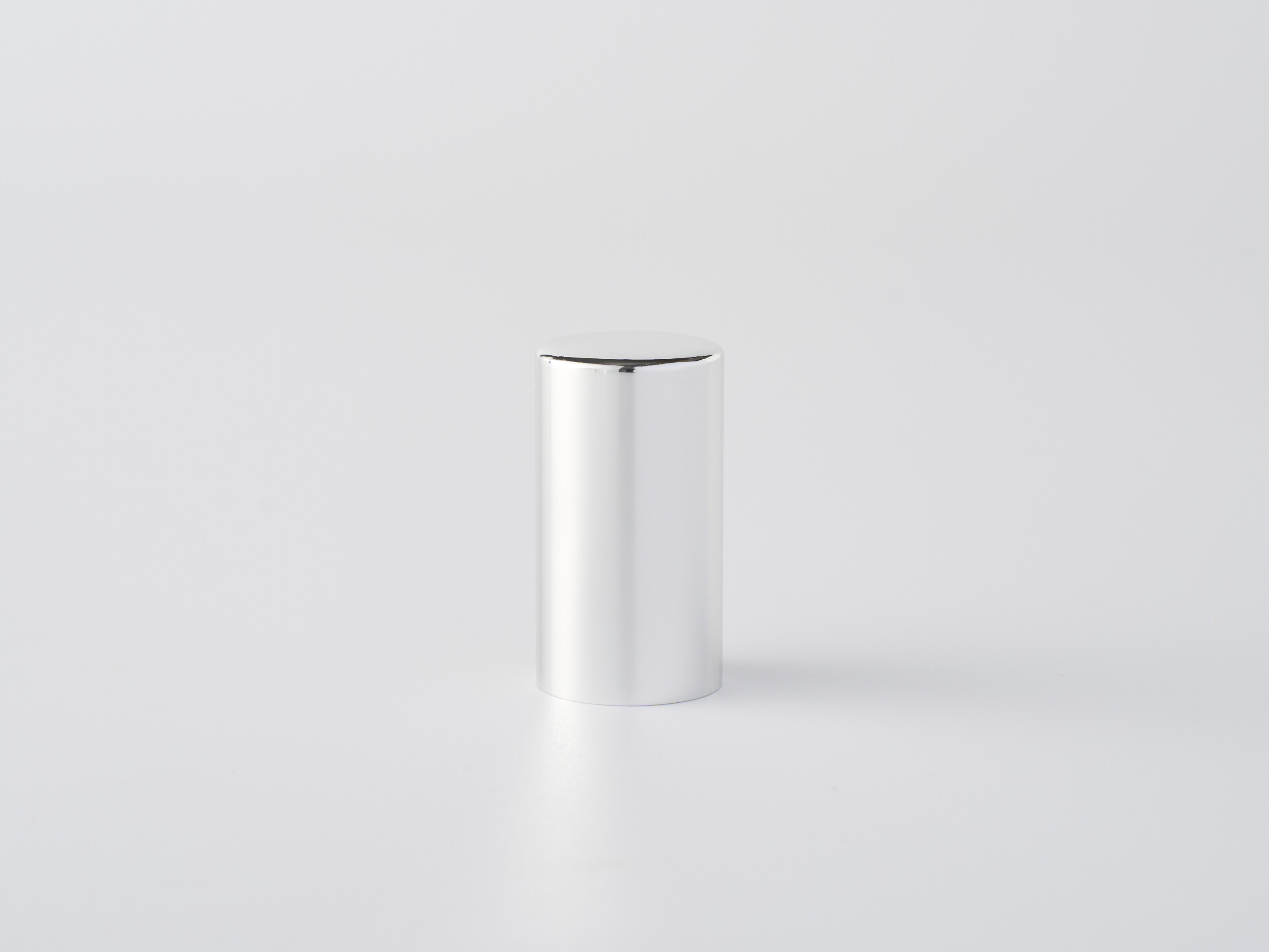 【化粧品容器】小ロット在庫対応の標準オーバーキャップ Melody long Cap