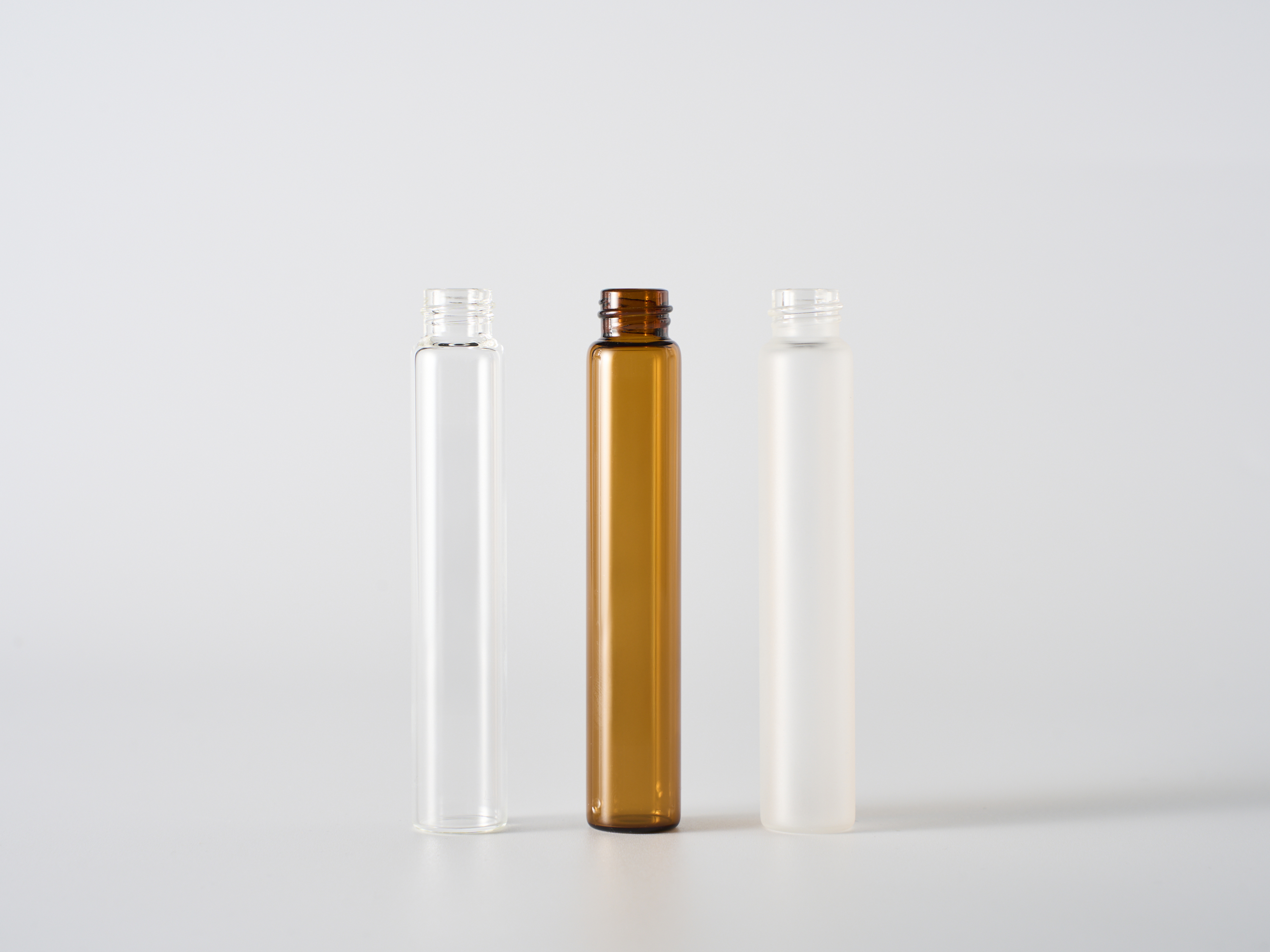 【化粧品容器】ロールオン容器 8ml