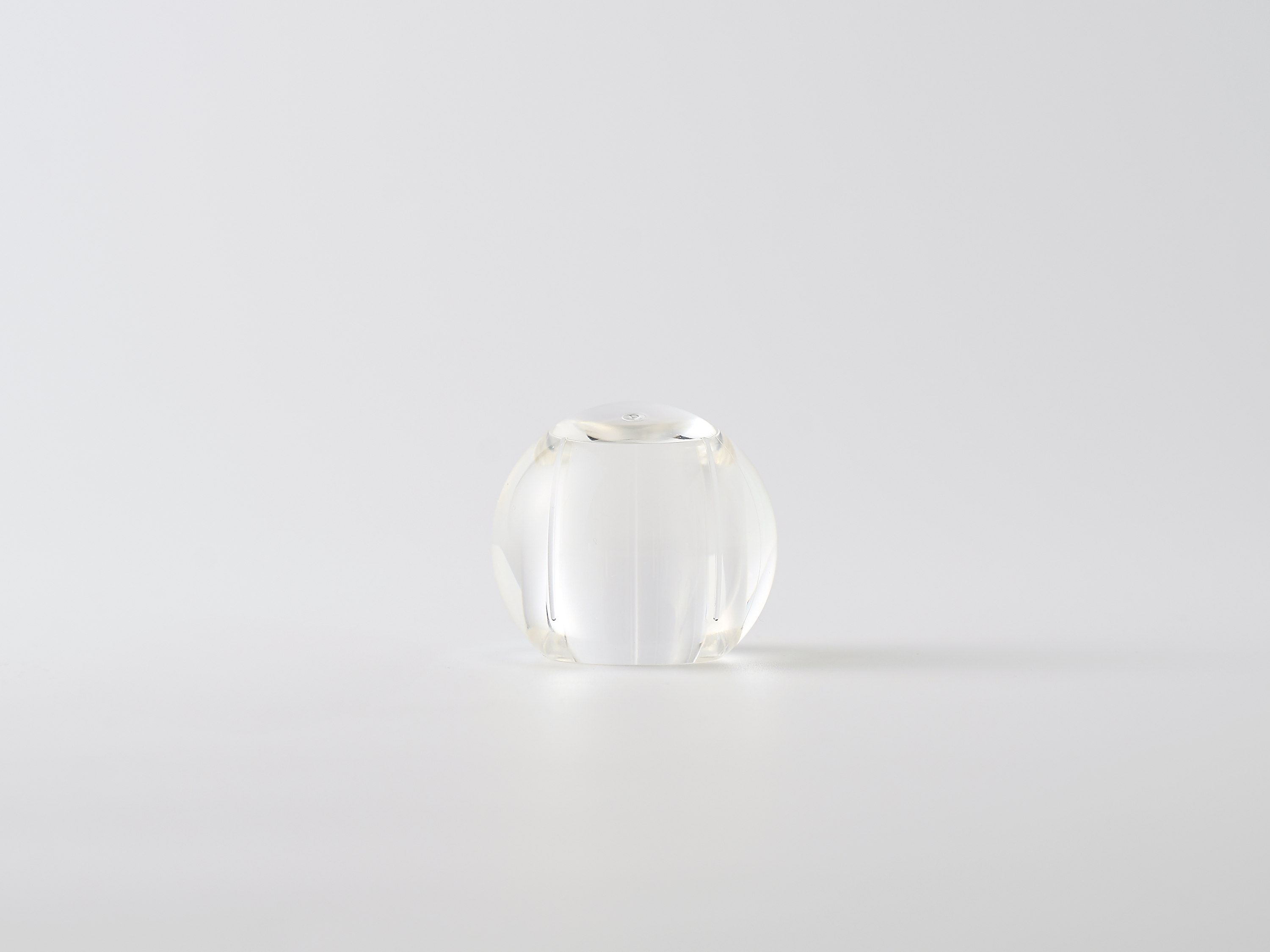 【化粧品容器】小ロット在庫対応の標準ナチュラル仕様キャップ Rondo OV cap ナチュラル〈オーバーキャップ〉