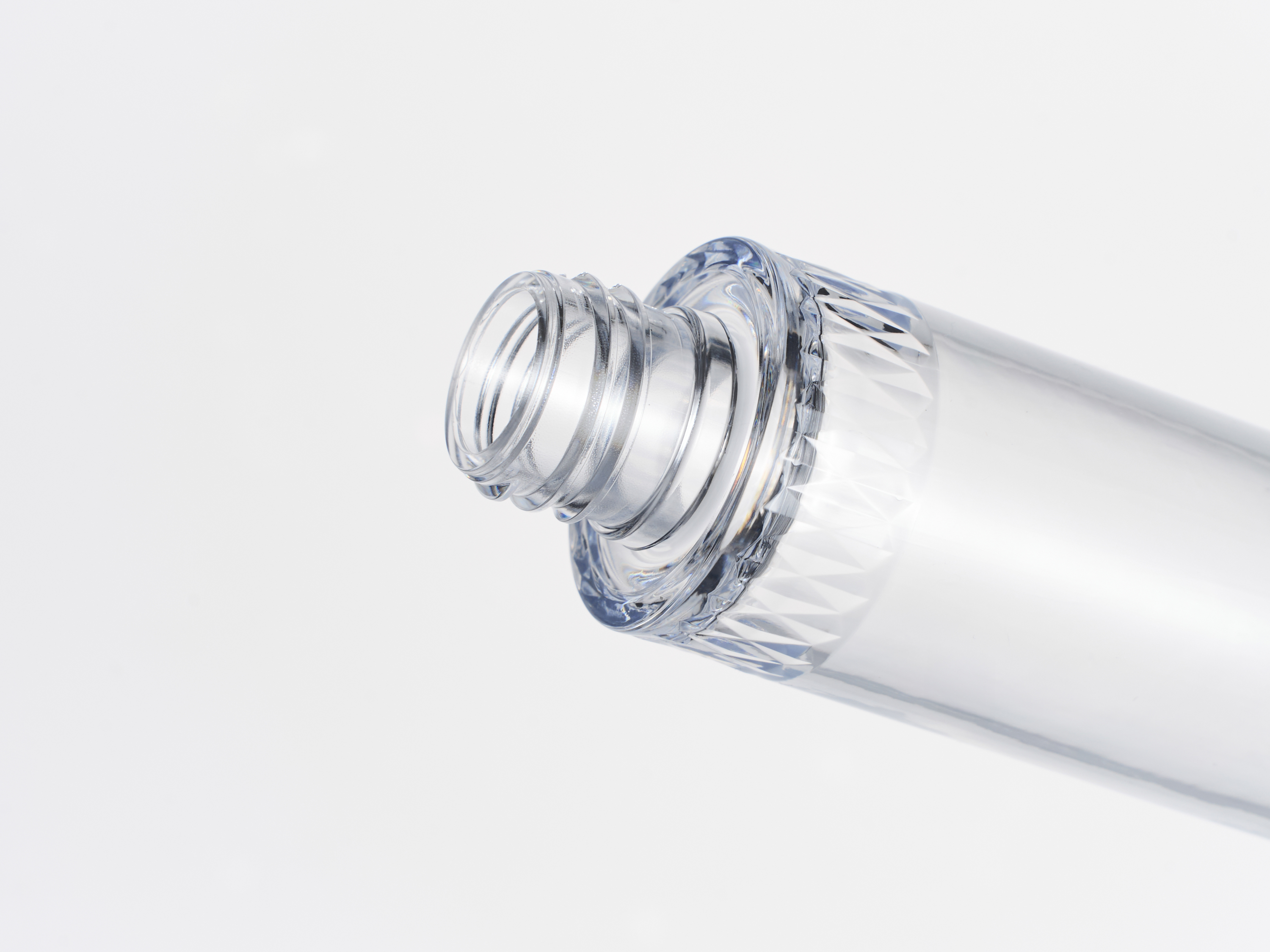 【化粧品容器】落下強度に強いインジェクションブローボトル