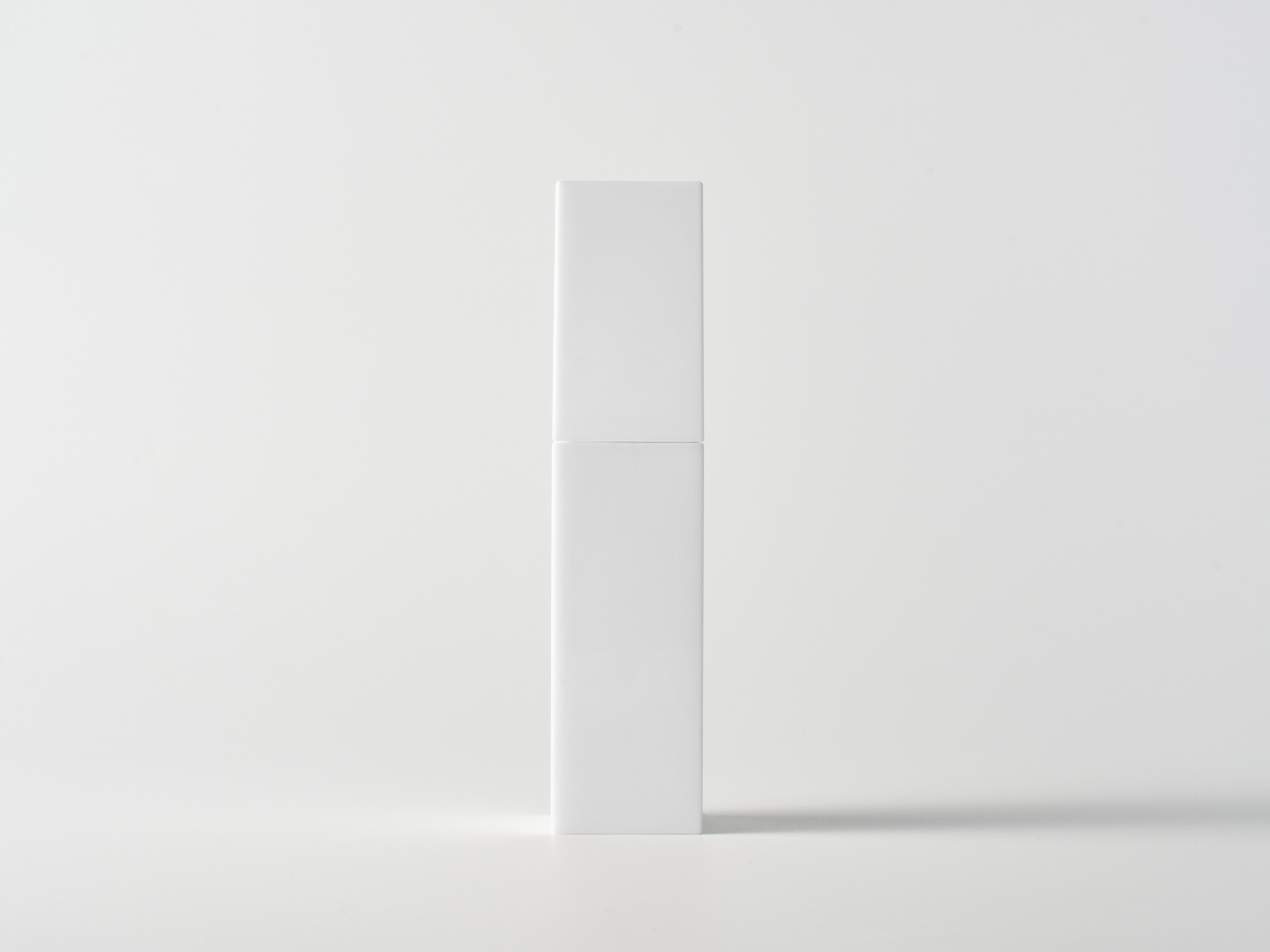 【化粧品容器】小ロット在庫対応の標準白ボトル SB06S-50C 白〈プラスチック〉