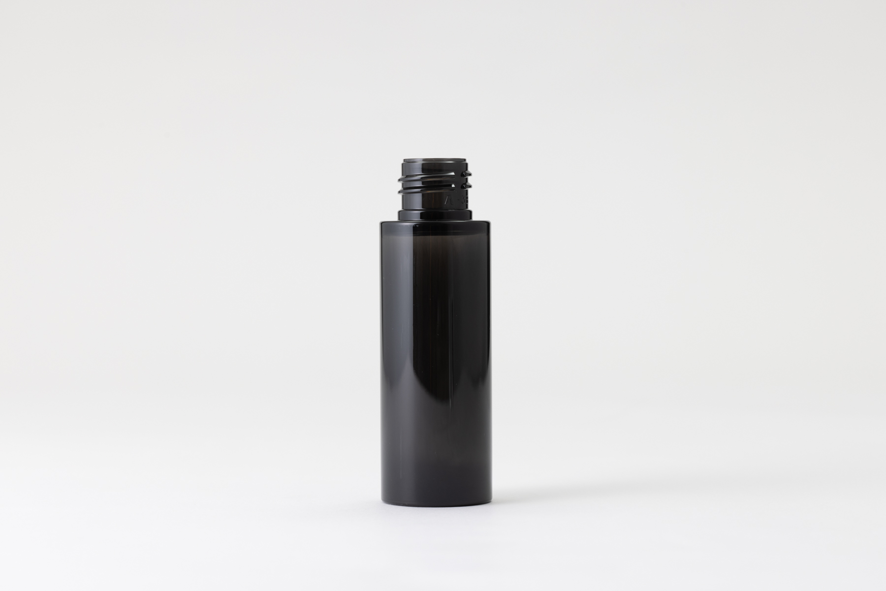 【化粧品容器】小ロット在庫対応の標準ブラックボトル SB06-30C ブラック〈プラスチック〉