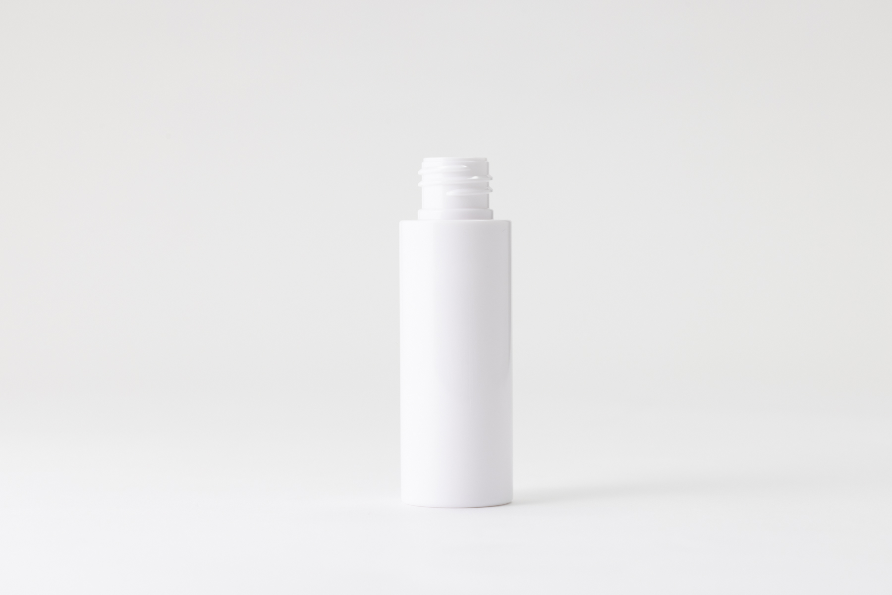 【化粧品容器】小ロット在庫対応の標準白ボトル SB06-30C 白〈プラスチック〉