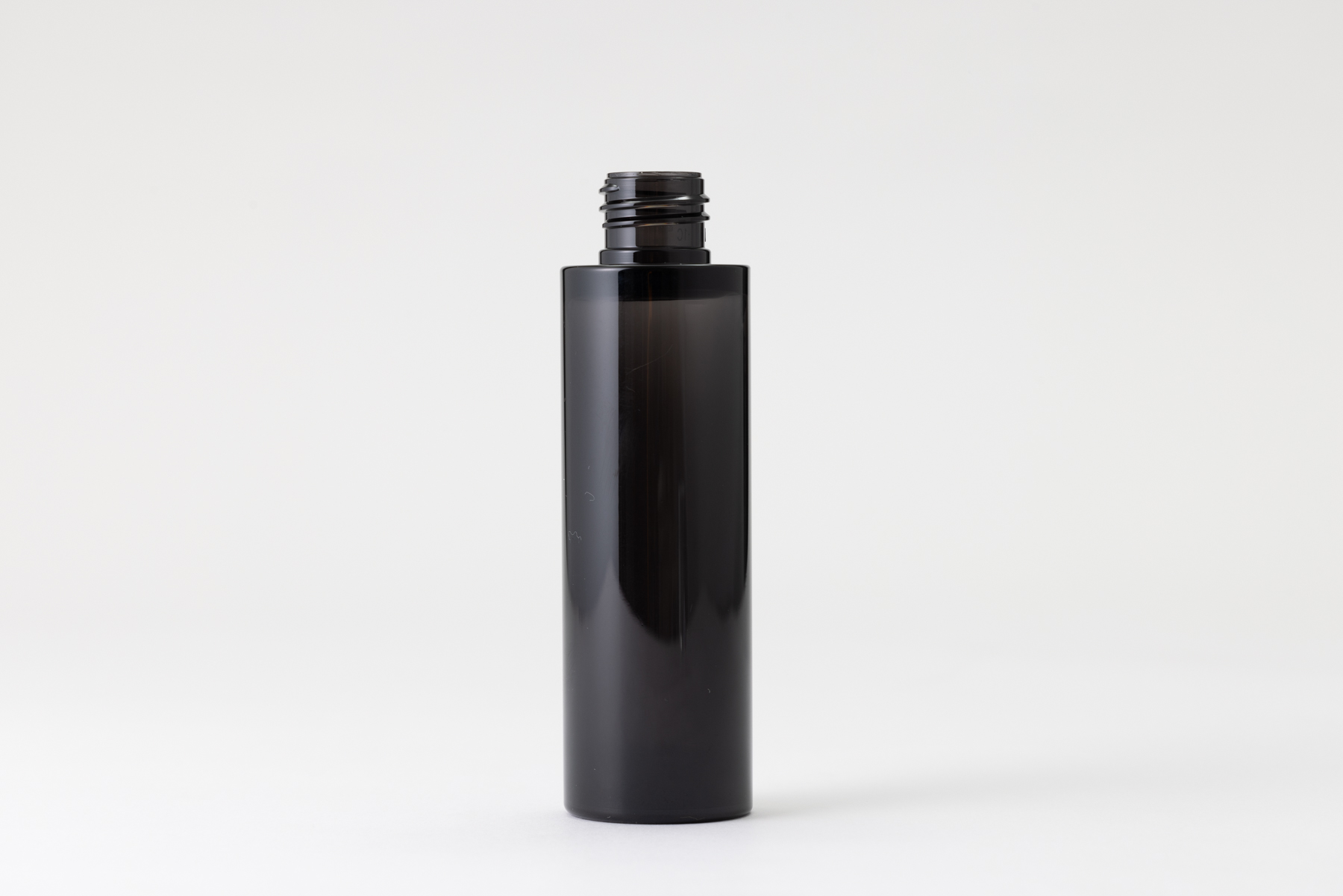 【化粧品容器】小ロット在庫対応の標準ブラック仕様ボトル SB06-50C ブラック〈プラスチック〉