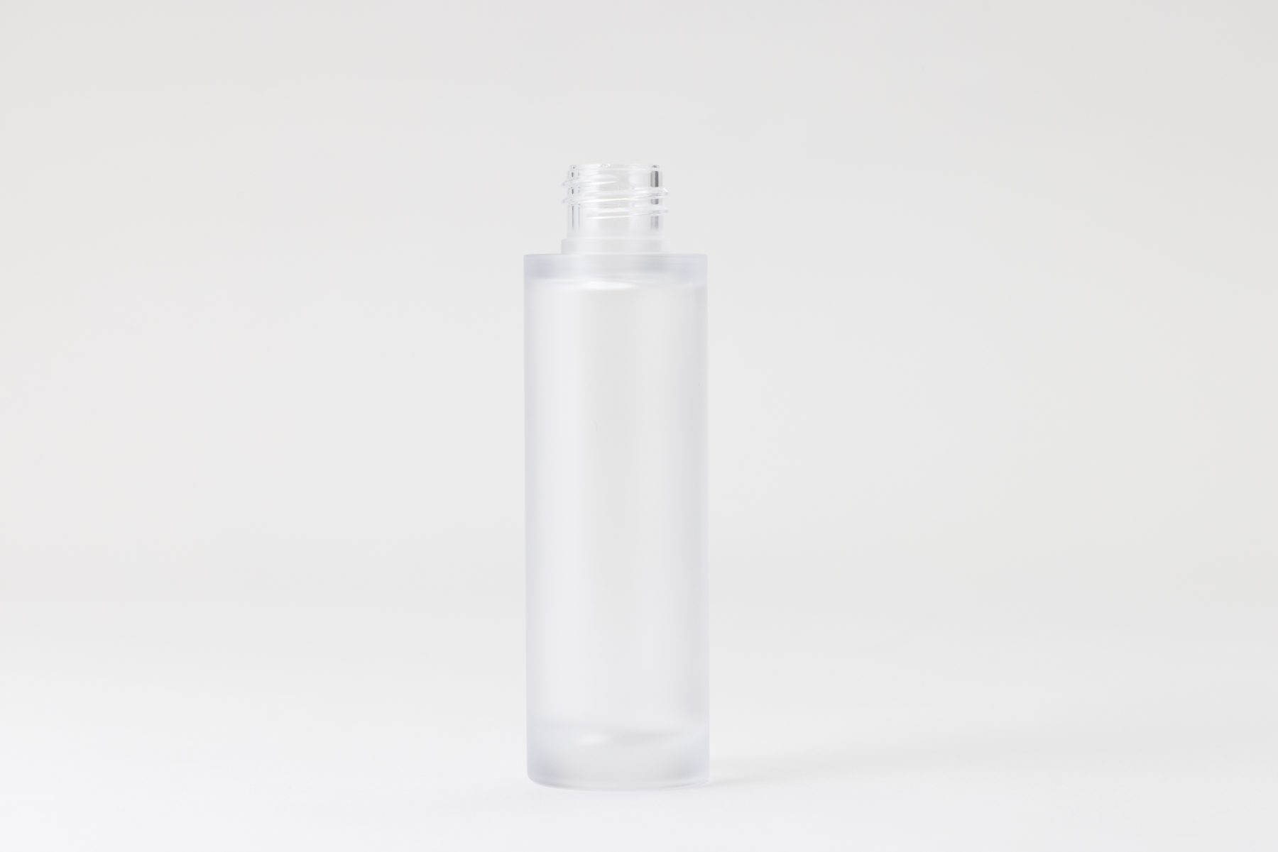 【化粧品容器】小ロット在庫対応の標準マット塗装仕様ボトル SB06-50C マット塗装〈プラスチック〉